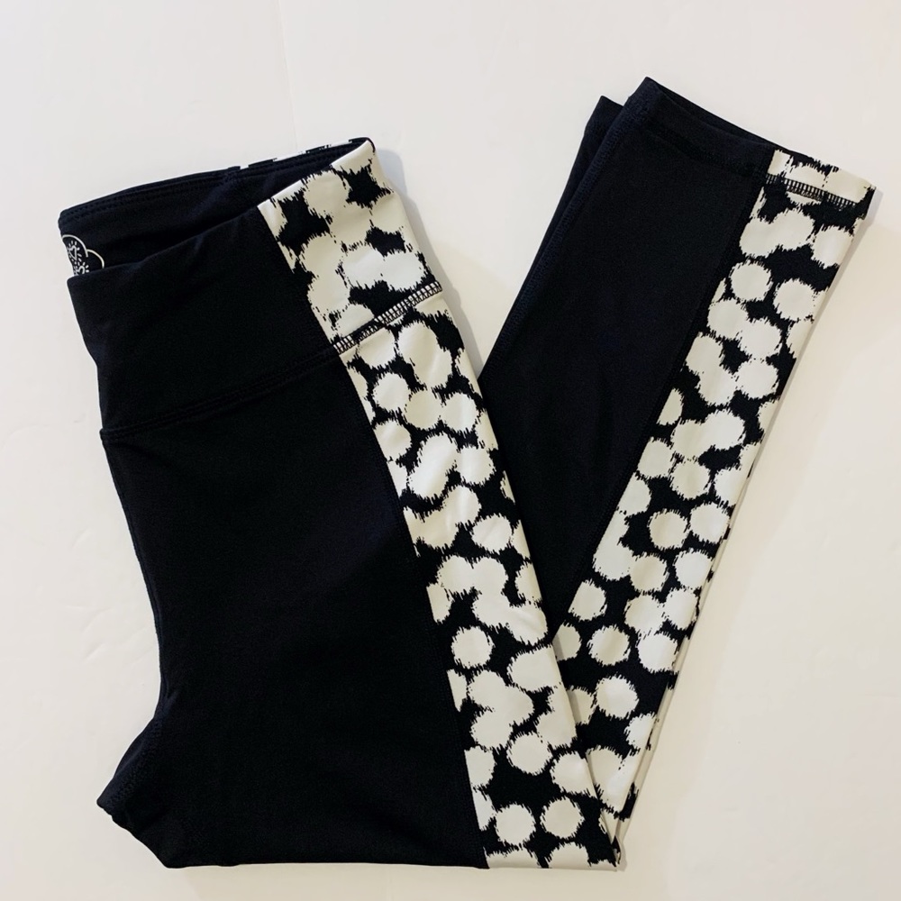 Betsey Johnson Performance Cropped Leggings